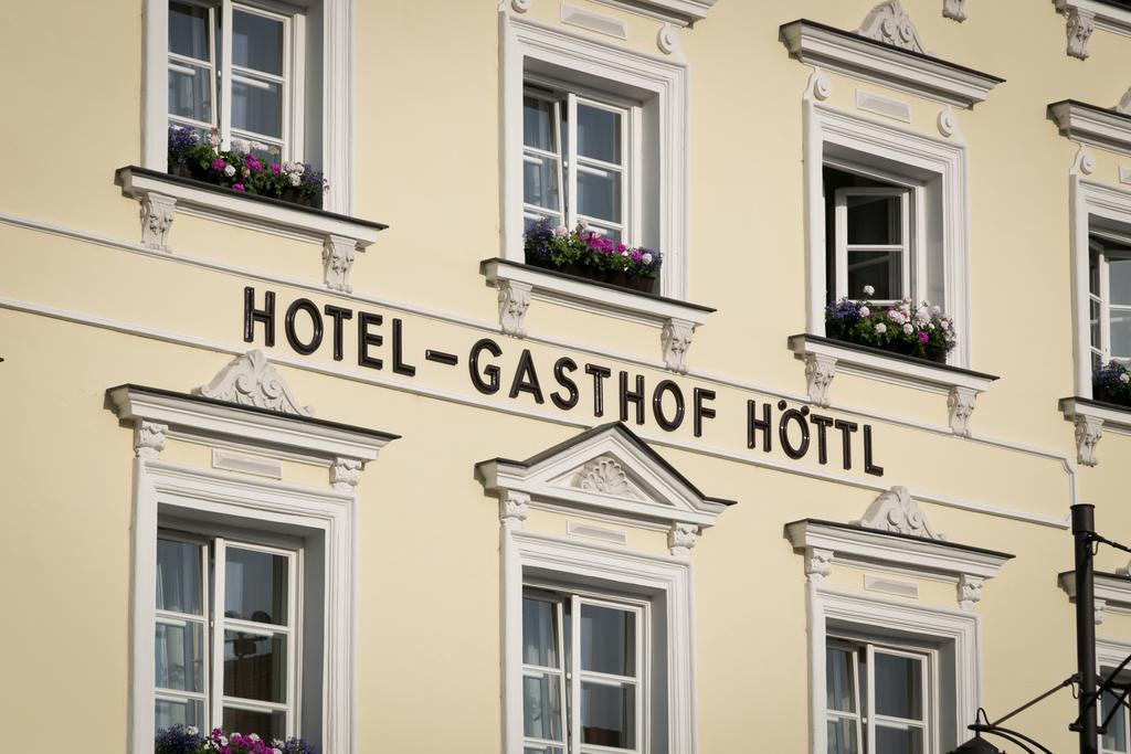 Hotel-Gasthof Hoettl Deggendorf Exterior photo